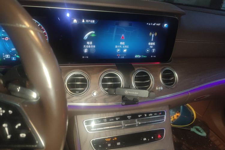 Used Mercedes-Benz E-Class New Energy 2021 E 350 e L Plug-in Hybrid Sedan Audio And AC Panel