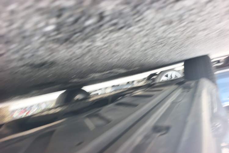 Used Mercedes-Benz E-Class New Energy 2021 E 350 e L Plug-in Hybrid Sedan Chassis Front Left