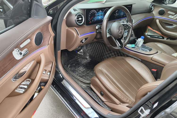 Used Mercedes-Benz E-Class New Energy 2021 E 350 e L Plug-in Hybrid Sedan Driver Seat