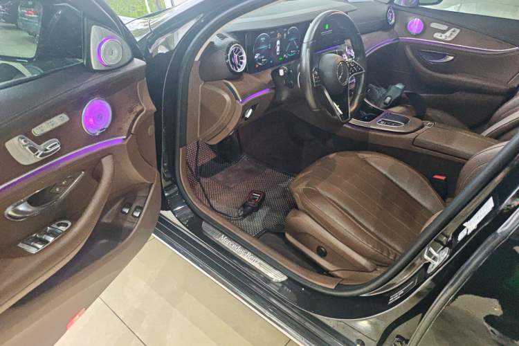 Used Mercedes-Benz E-Class New Energy 2021 E 350 e L Plug-in Hybrid Sedan Driver Seat