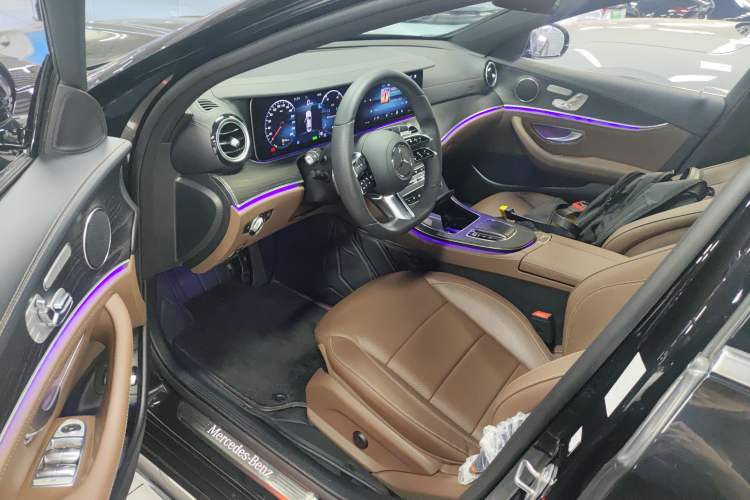 Used Mercedes-Benz E-Class New Energy 2021 E 350 e L Plug-in Hybrid Sports Sedan Driver Seat