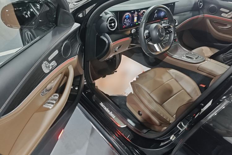 Used Mercedes-Benz E-Class New Energy 2021 E 350 e L Plug-in Hybrid Sports Sedan Driver Seat