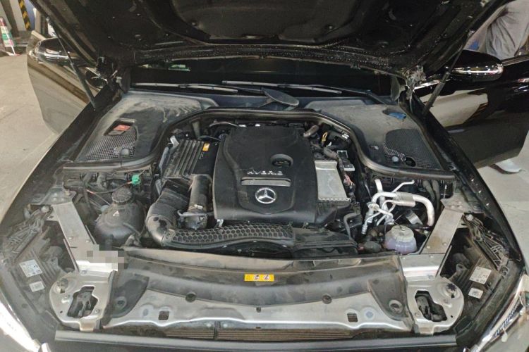 Used Mercedes-Benz E-Class New Energy 2021 E 350 e L Plug-in Hybrid Sports Sedan Engine Bay