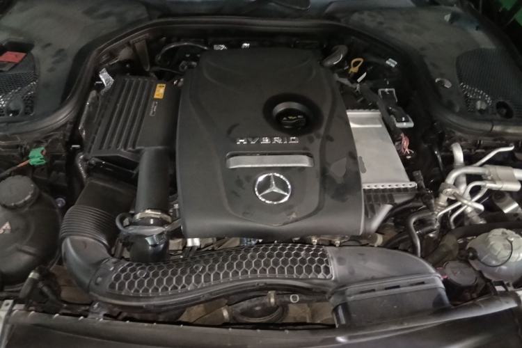 Used Mercedes-Benz E-Class New Energy 2021 E 350 e L Plug-in Hybrid Sedan Engine Bay