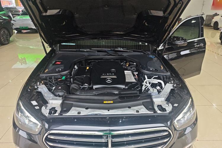 Used Mercedes-Benz E-Class New Energy 2021 E 350 e L Plug-in Hybrid Sedan Engine Bay