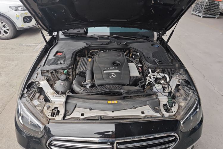 Used Mercedes-Benz E-Class New Energy 2021 E 350 e L Plug-in Hybrid Sedan Engine Bay