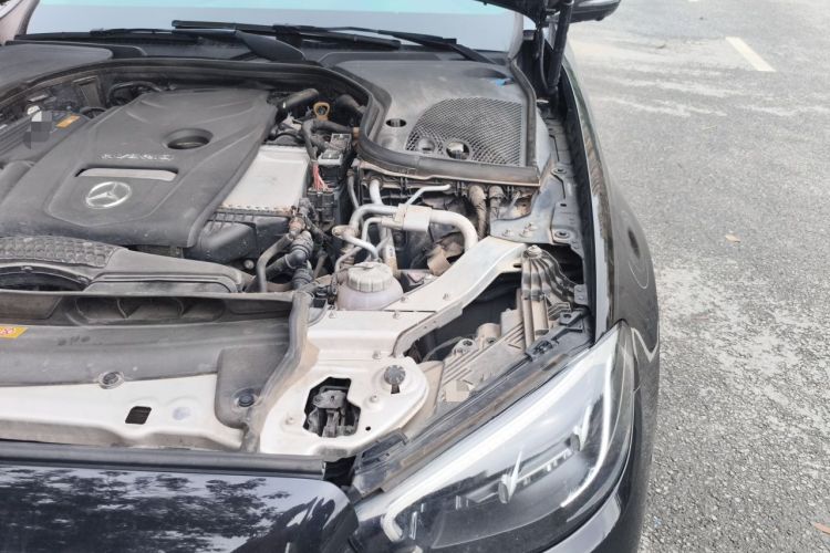 Used Mercedes-Benz E-Class New Energy 2021 E 350 e L Plug-in Hybrid Sedan Engine Bay Left