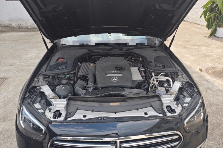 Used Mercedes-Benz E-Class New Energy 2021 E 350 e L Plug-in Hybrid Sedan Engine Bay