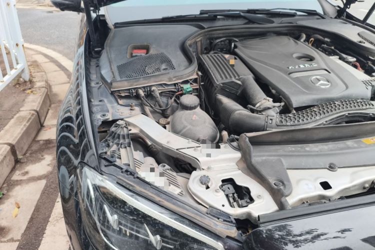 Used Mercedes-Benz E-Class New Energy 2021 E 350 e L Plug-in Hybrid Sedan Engine Bay Right