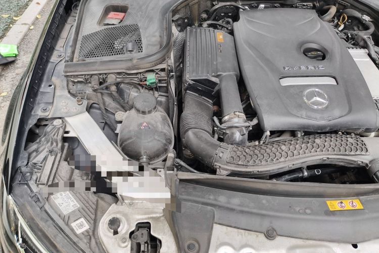 Used Mercedes-Benz E-Class New Energy 2021 E 350 e L Plug-in Hybrid Sedan Engine Bay Right