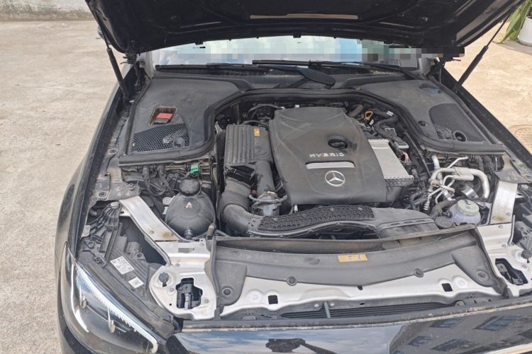 Used Mercedes-Benz E-Class New Energy 2021 E 350 e L Plug-in Hybrid Sedan Engine Bay Right