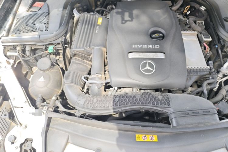 Used Mercedes-Benz E-Class New Energy 2021 E 350 e L Plug-in Hybrid Sports Sedan Engine Bay Right