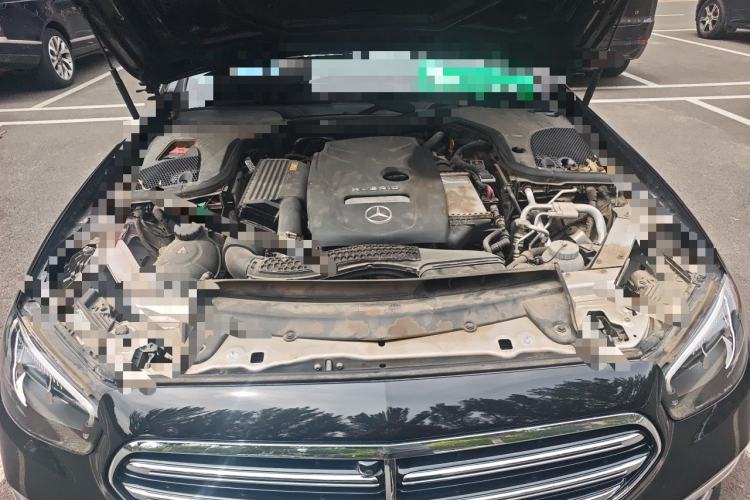 Used Mercedes-Benz E-Class New Energy 2021 E 350 e L Plug-in Hybrid Sedan Engine Bay