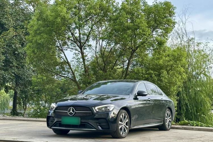 Used Mercedes-Benz E-Class New Energy 2021 E 350 e L Plug-in Hybrid Sports Sedan Exterior 2