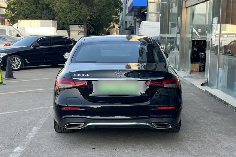 Used Mercedes-Benz E-Class New Energy 2021 E 350 e L Plug-in Hybrid Sports Sedan Exterior 3
