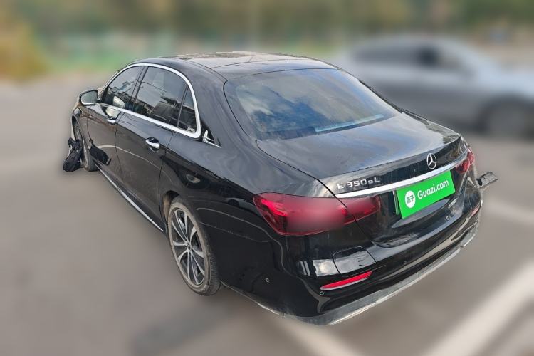 Used Mercedes-Benz E-Class New Energy 2021 E 350 e L Plug-in Hybrid Sports Sedan Exterior 3