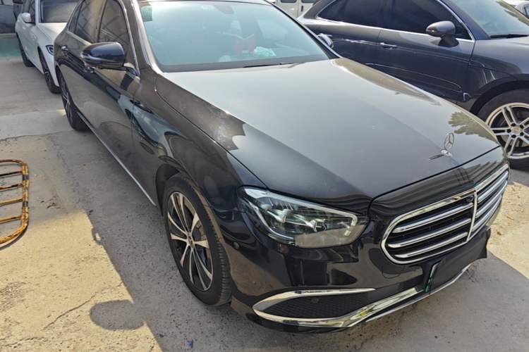 Used Mercedes-Benz E-Class New Energy 2021 E 350 e L Plug-in Hybrid Sedan Front Right 45 Deg