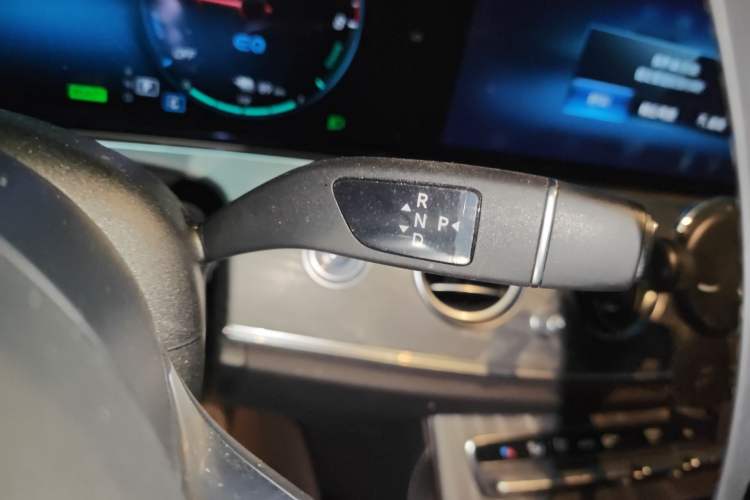 Used Mercedes-Benz E-Class New Energy 2021 E 350 e L Plug-in Hybrid Sports Sedan Gear Lever