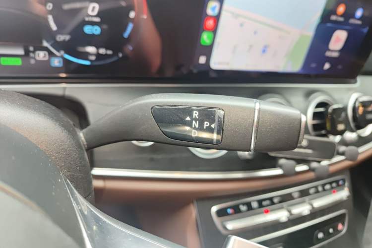 Used Mercedes-Benz E-Class New Energy 2021 E 350 e L Plug-in Hybrid Sports Sedan Gear Lever