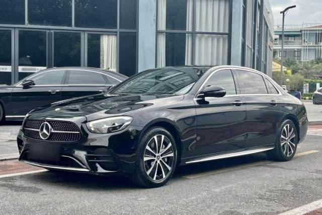Ojetý Mercedes-Benz E-Class New Energy 2021 E 350 e L Plug-in Hybrid Sports Sedan