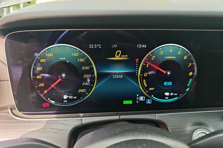 Used Mercedes-Benz E-Class New Energy 2021 E 350 e L Plug-in Hybrid Sports Sedan Instrument Cluster