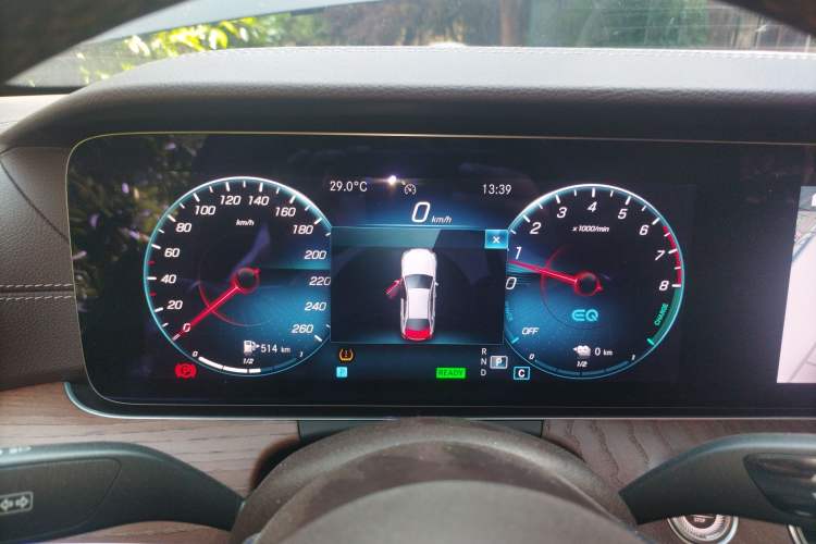 Used Mercedes-Benz E-Class New Energy 2021 E 350 e L Plug-in Hybrid Sedan Instrument Cluster