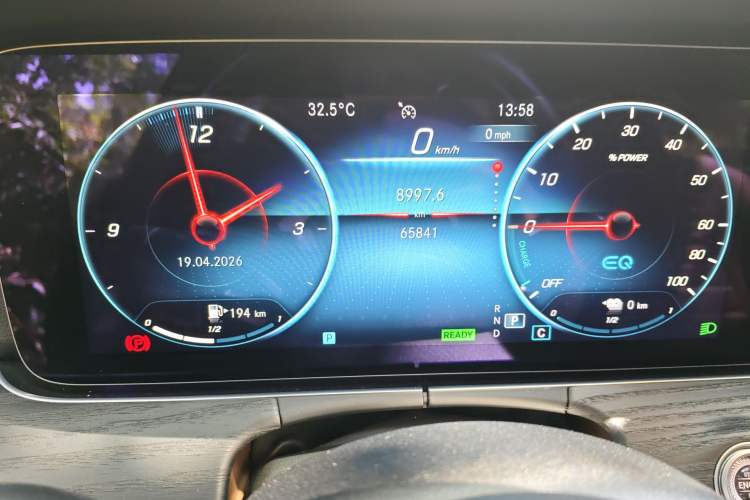 Used Mercedes-Benz E-Class New Energy 2021 E 350 e L Plug-in Hybrid Sports Sedan Instrument Cluster