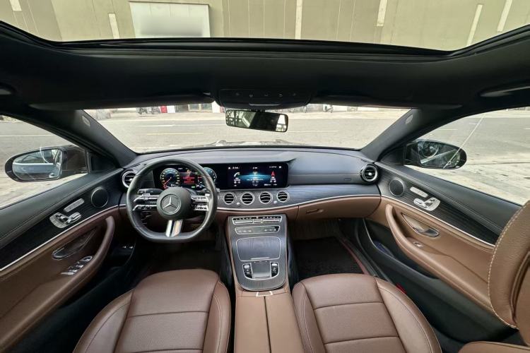 Used Mercedes-Benz E-Class New Energy 2021 E 350 e L Plug-in Hybrid Sports Sedan Interior 2