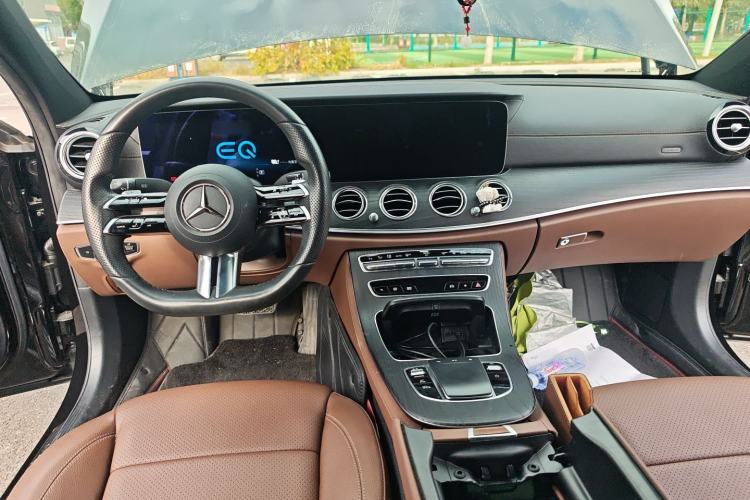 Used Mercedes-Benz E-Class New Energy 2021 E 350 e L Plug-in Hybrid Sports Sedan Interior 2
