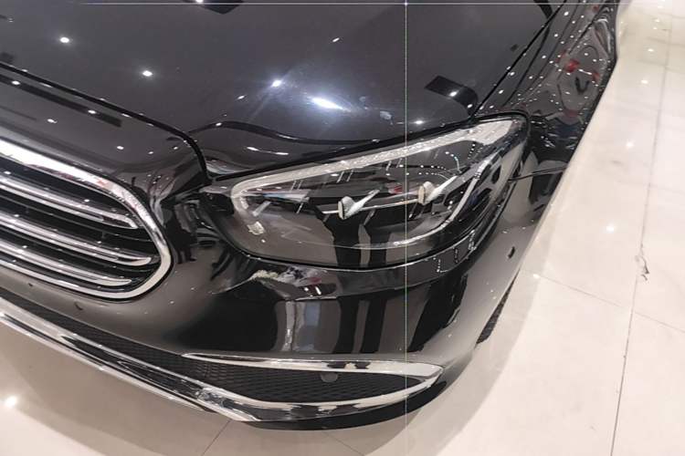 Used Mercedes-Benz E-Class New Energy 2021 E 350 e L Plug-in Hybrid Sedan Left Front Headlight