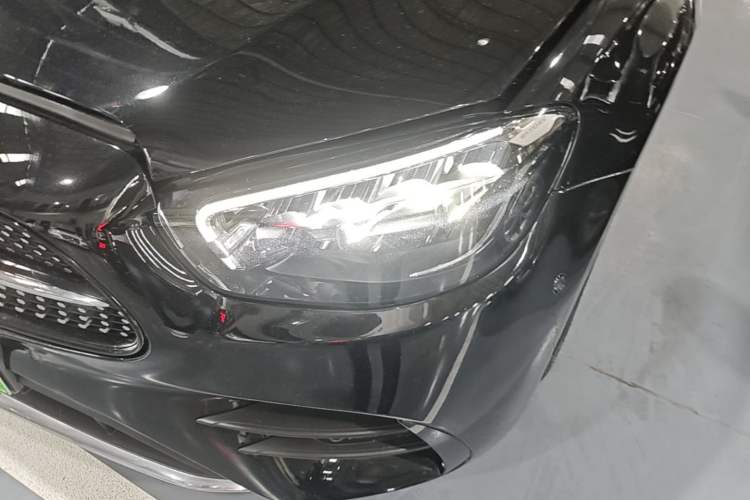Used Mercedes-Benz E-Class New Energy 2021 E 350 e L Plug-in Hybrid Sports Sedan Left Front Headlight