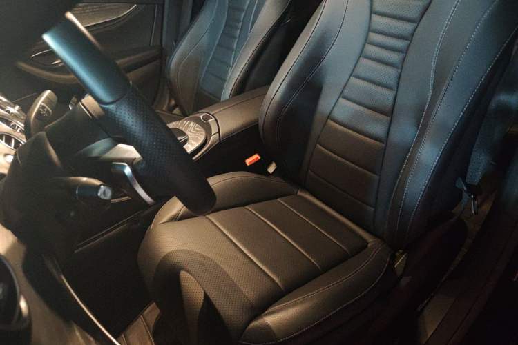 Used Mercedes-Benz E-Class New Energy 2021 E 350 e L Plug-in Hybrid Sports Sedan Left Front Seat
