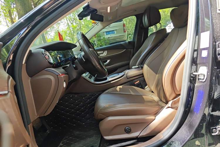 Used Mercedes-Benz E-Class New Energy 2021 E 350 e L Plug-in Hybrid Sedan Left Front Seat