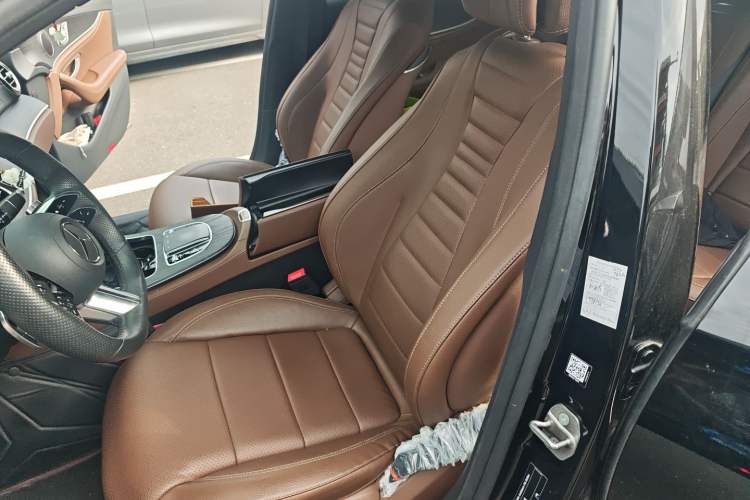 Used Mercedes-Benz E-Class New Energy 2021 E 350 e L Plug-in Hybrid Sports Sedan Left Front Seat