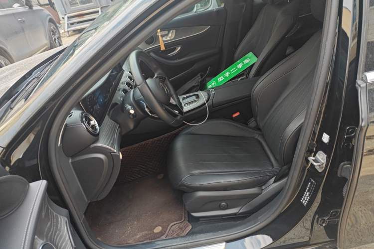 Used Mercedes-Benz E-Class New Energy 2021 E 350 e L Plug-in Hybrid Sedan Left Front Seat