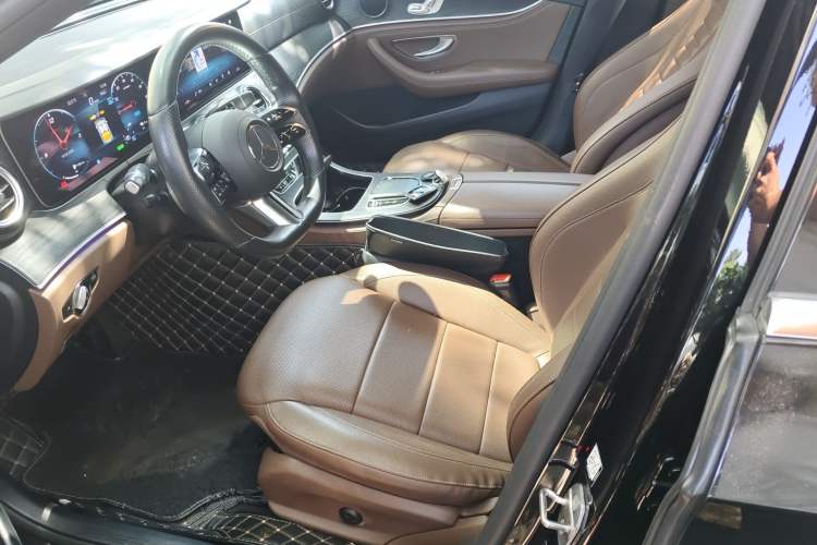Used Mercedes-Benz E-Class New Energy 2021 E 350 e L Plug-in Hybrid Sports Sedan Left Front Seat