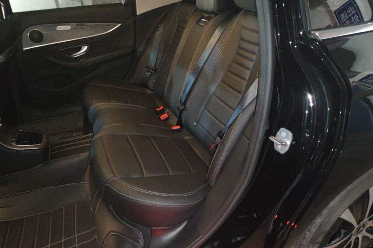 Used Mercedes-Benz E-Class New Energy 2021 E 350 e L Plug-in Hybrid Sports Sedan Left Rear Seat