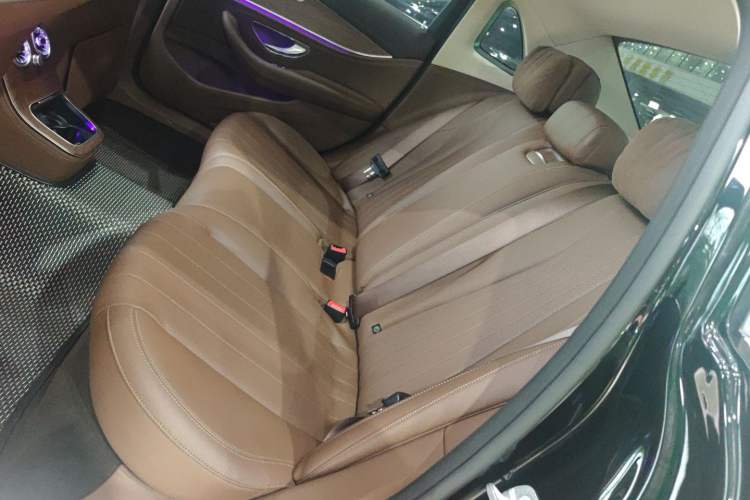 Used Mercedes-Benz E-Class New Energy 2021 E 350 e L Plug-in Hybrid Sedan Left Rear Seat