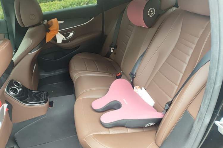 Used Mercedes-Benz E-Class New Energy 2021 E 350 e L Plug-in Hybrid Sports Sedan Left Rear Seat