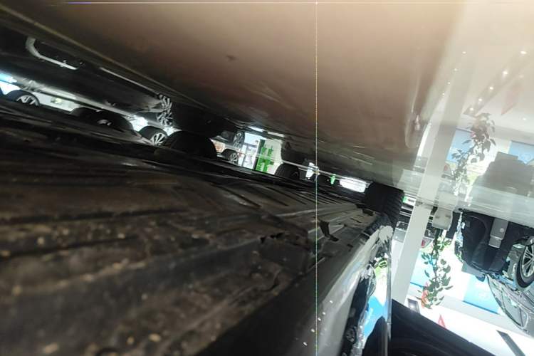 Used Mercedes-Benz E-Class New Energy 2021 E 350 e L Plug-in Hybrid Sedan Left Side Sill