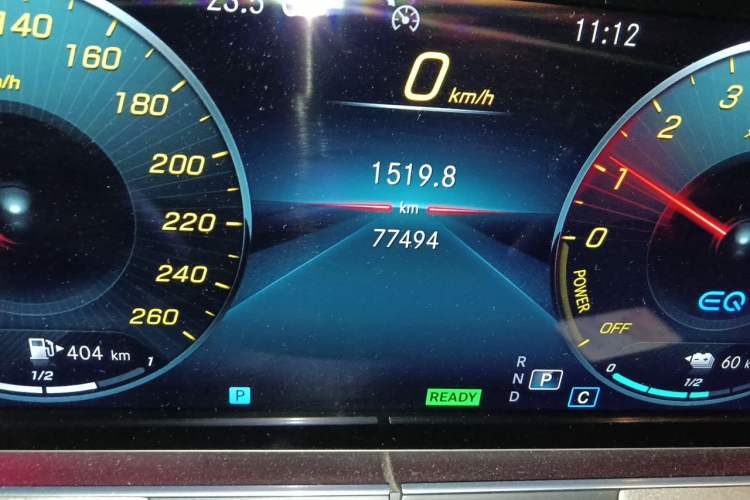Used Mercedes-Benz E-Class New Energy 2021 E 350 e L Plug-in Hybrid Sedan Odometer Close Up