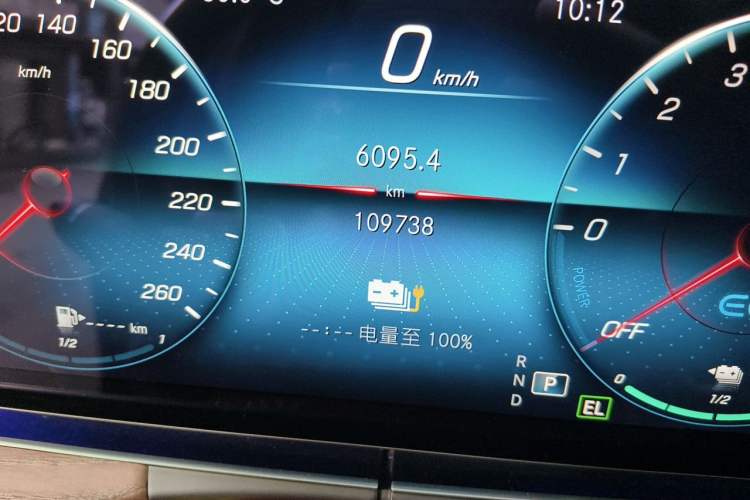 Used Mercedes-Benz E-Class New Energy 2021 E 350 e L Plug-in Hybrid Sedan Odometer Close Up