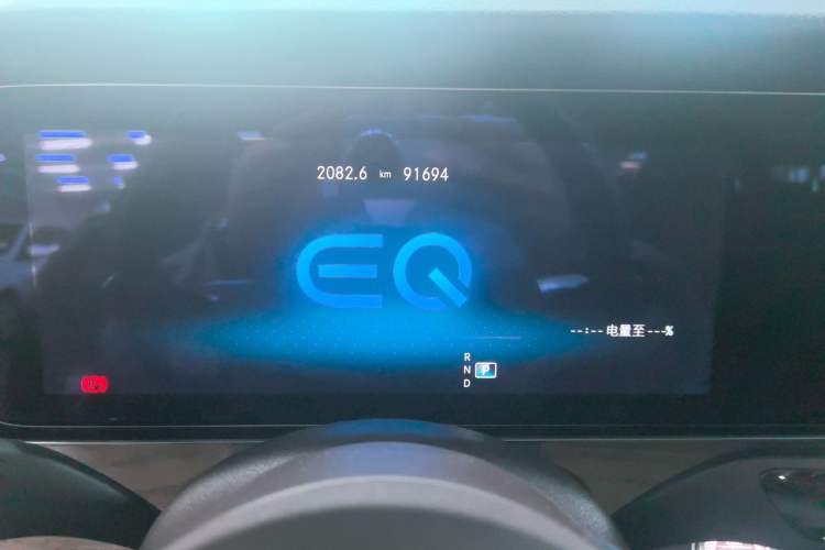 Used Mercedes-Benz E-Class New Energy 2021 E 350 e L Plug-in Hybrid Sedan Odometer Close Up