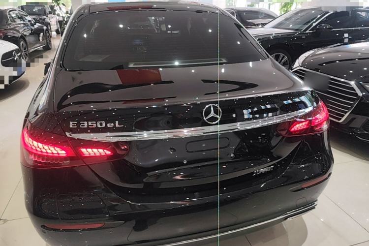 Used Mercedes-Benz E-Class New Energy 2021 E 350 e L Plug-in Hybrid Sedan Rear