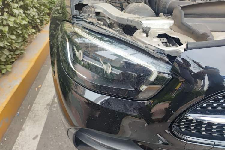 Used Mercedes-Benz E-Class New Energy 2021 E 350 e L Plug-in Hybrid Sports Sedan Right Front Headlight