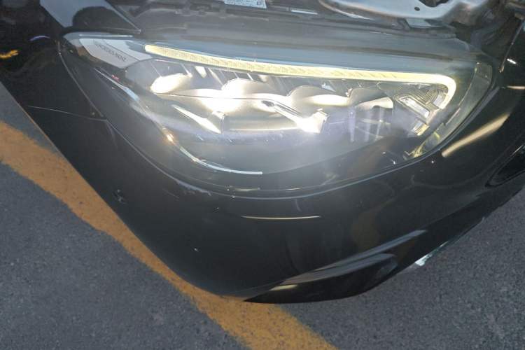 Used Mercedes-Benz E-Class New Energy 2021 E 350 e L Plug-in Hybrid Sports Sedan Right Front Headlight