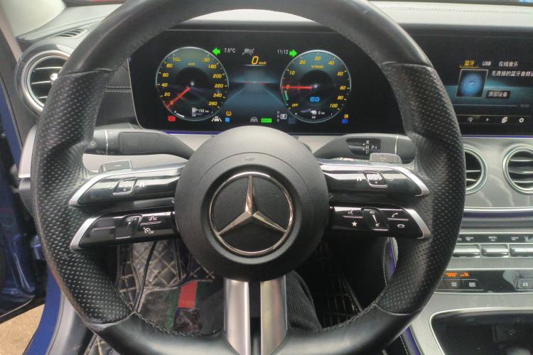 Used Mercedes-Benz E-Class New Energy 2021 E 350 e L Plug-in Hybrid Sports Sedan Steering Wheel