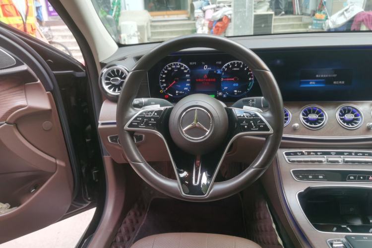 Used Mercedes-Benz E-Class New Energy 2021 E 350 e L Plug-in Hybrid Sedan Steering Wheel