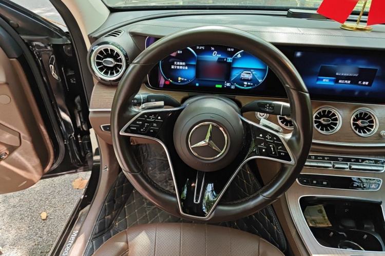 Used Mercedes-Benz E-Class New Energy 2021 E 350 e L Plug-in Hybrid Sedan Steering Wheel