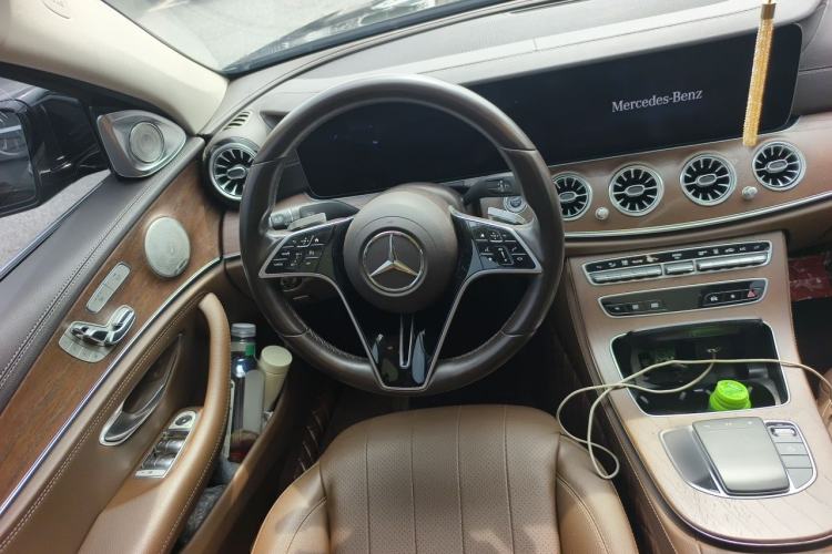 Used Mercedes-Benz E-Class New Energy 2021 E 350 e L Plug-in Hybrid Sedan Steering Wheel